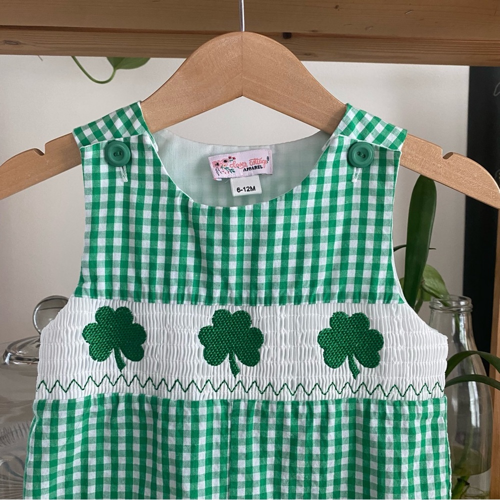 St. Patrick’s Day Shamrock Embroidered Smocked Jon Jon Overall 6-12 months - Picture 6 of 11